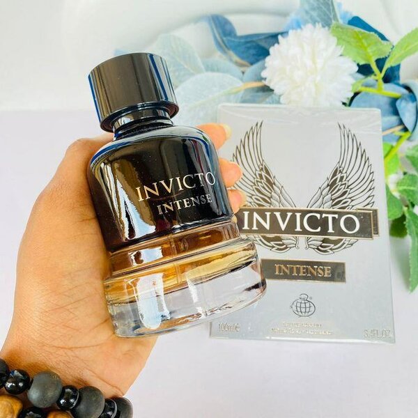 Parfum Élégant Invicto Intense