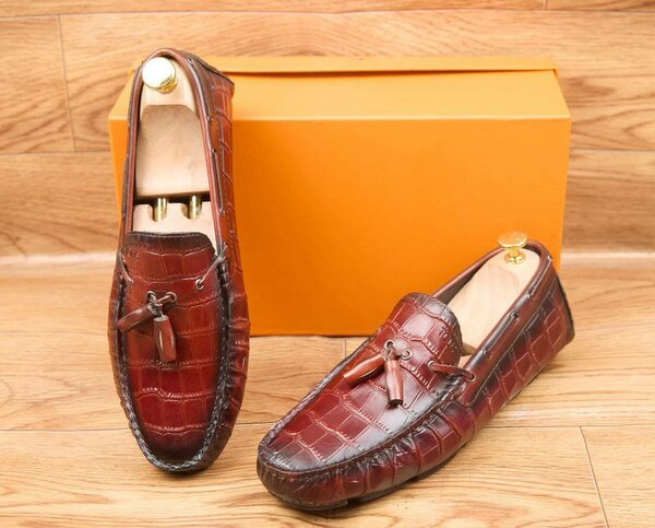 Mocassins en cuir marron pour hommes