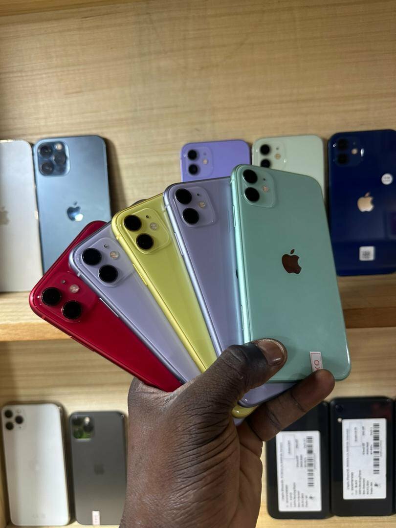 iPhone 11 - Couleurs Variées