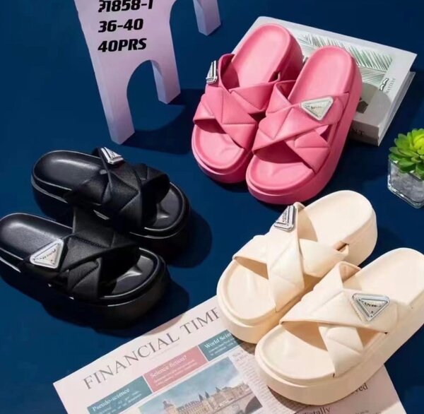 Claquette pour femme