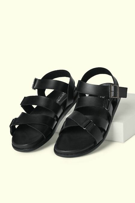 Sandal