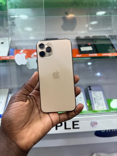 IPHONE 11 PRO 64 G