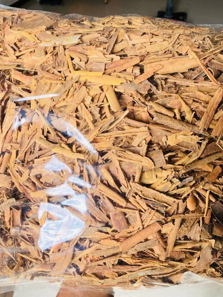 Cinnamon sticks