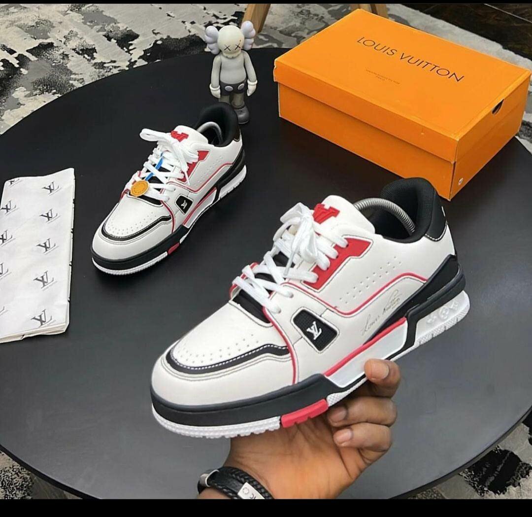 Louis Vuitton Sneakers
