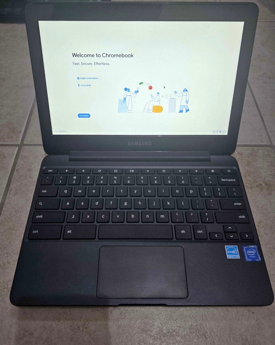 Samsung Chromebook Compact