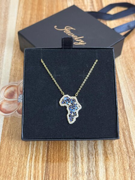 Ensemble collier et boucles