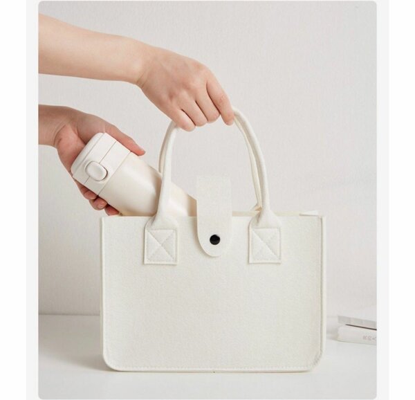 Sac à main blanc élégant