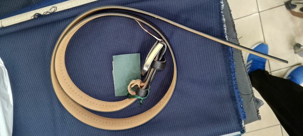 Ceinture en cuir élégante homme