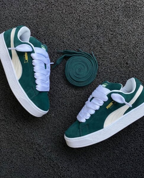 Sneakers en daim colorées