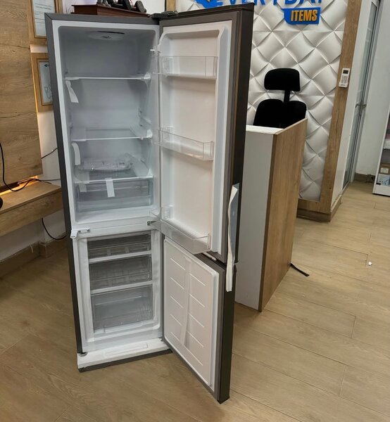 NASCO 170L BOTTOM - FREEZER REFRIGERATOR.
