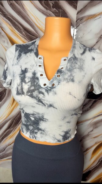 T-shirt tie-dye femme ajustée