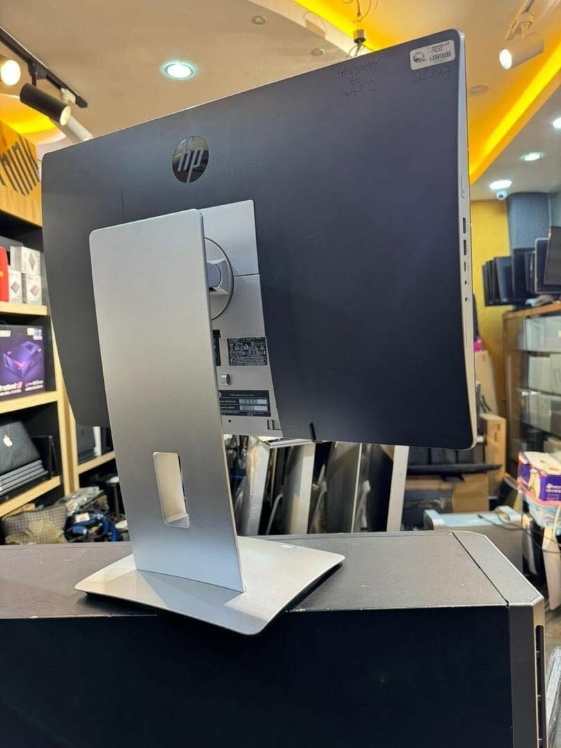 HP Elite AIO RAM 16GB Intel Core i7 SSD 256GB TOUCH SCREEN