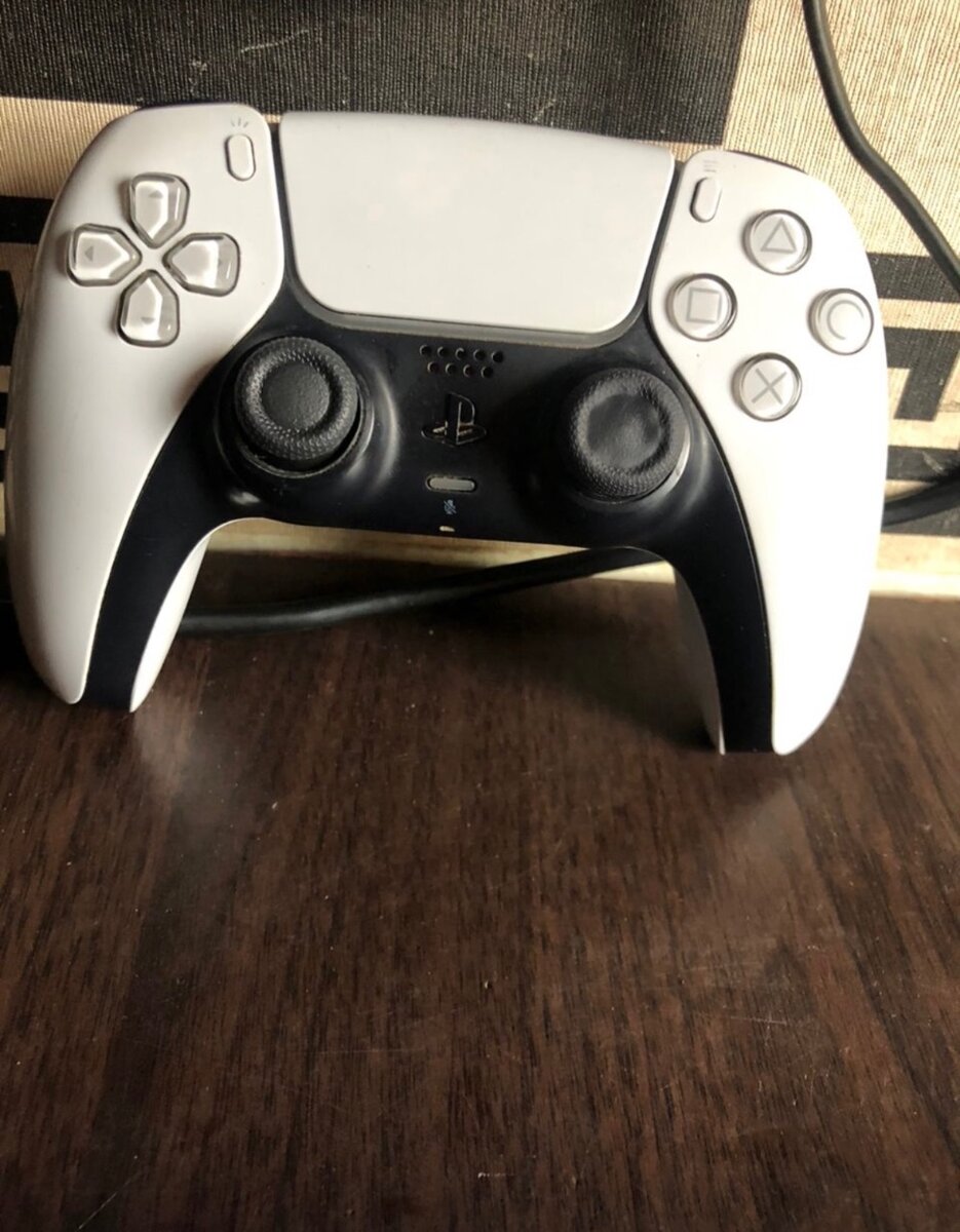PlayStation 5 controller