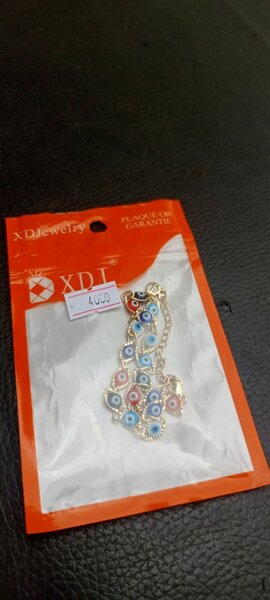 Collier pendentif coloré