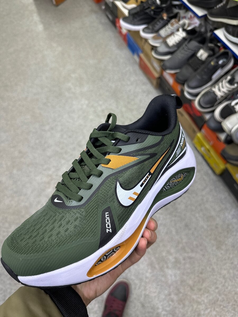 Nike кроссовка