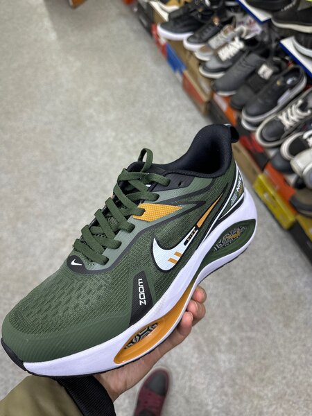 Nike кроссовка