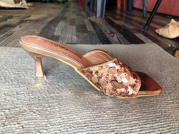 Mules à talons pailletées