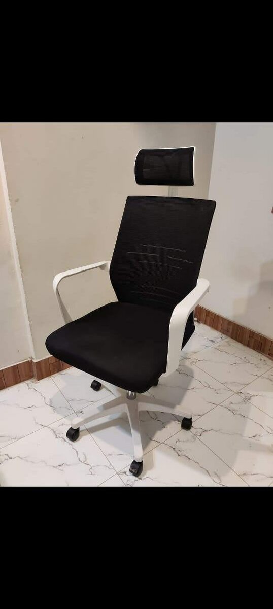 Revolving Chairs Office Chairs Staff Chairs
