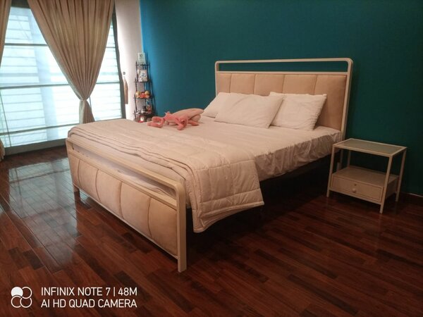 Double Bed