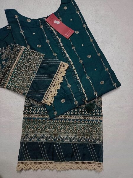 Khaddar 3 Peace Suit