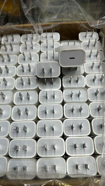 Google pixel original fast charging adapter