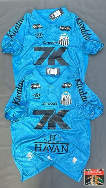 Maillot de foot bleu Umbro