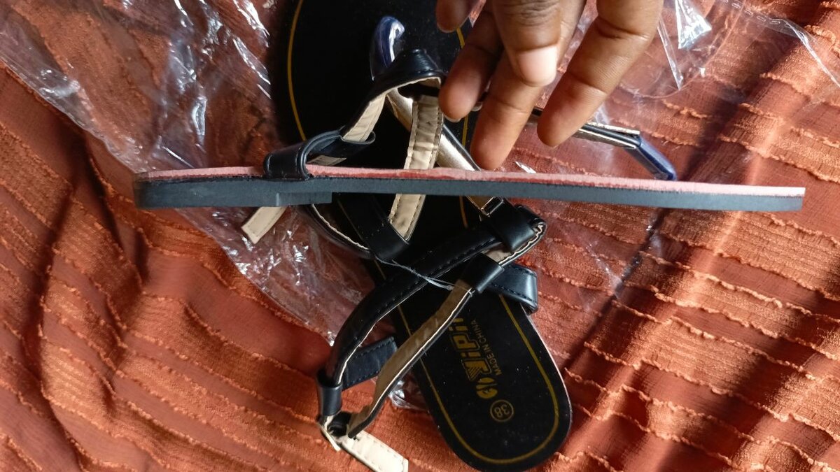 Sandales fermées pour femmes