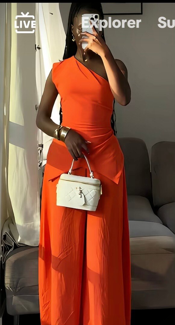 Combinaison élégante femme