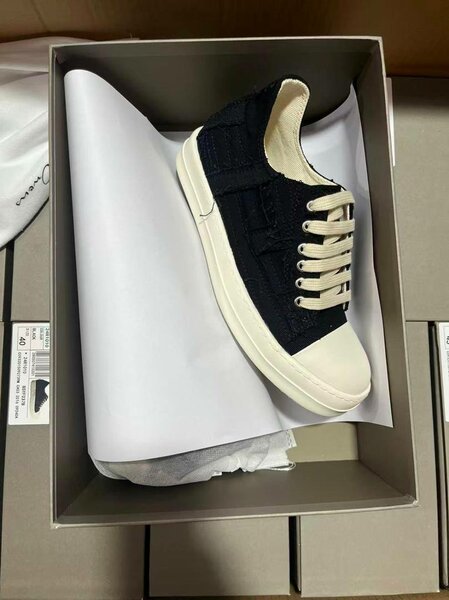 Women's Pink Black Low Sneakers