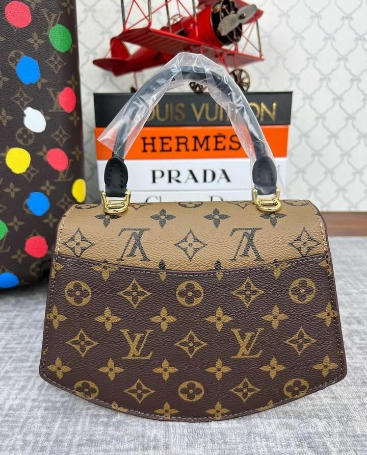 Louis Vuitton Household