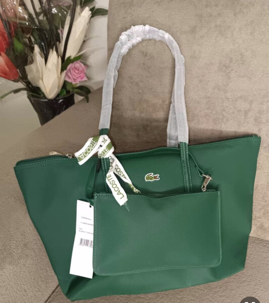 Sac Lacoste