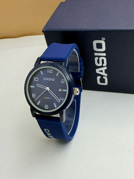 MONTRE casio pour homme et femmes authentiques