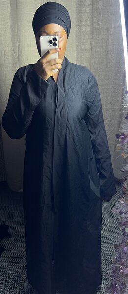 Abaya noir élégante pour femmes