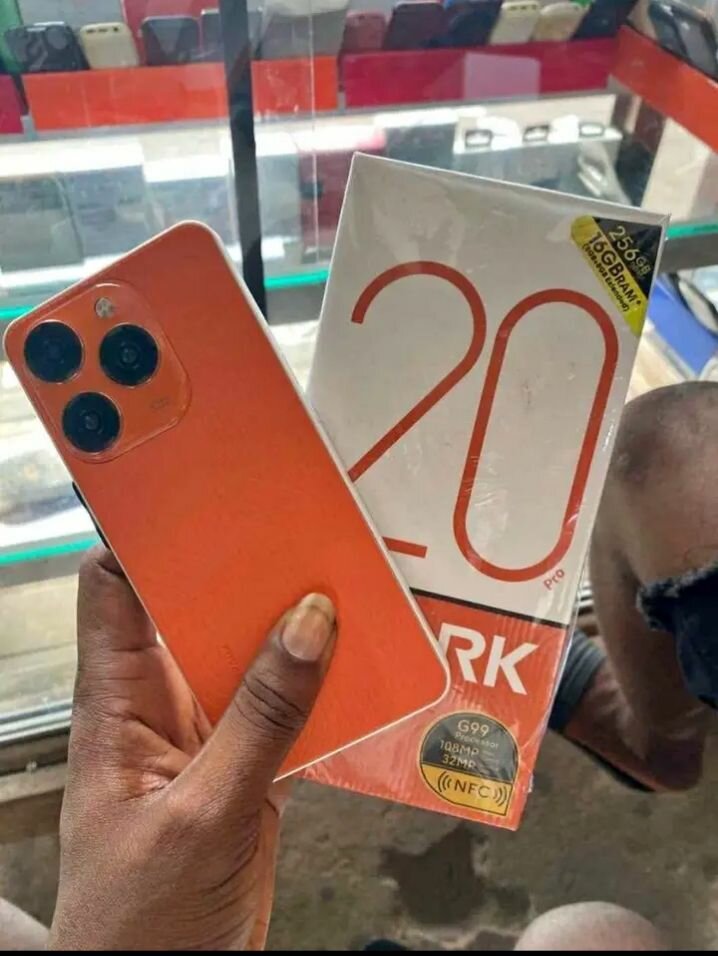 Tecno Spark 20 Pro 256Go NFC