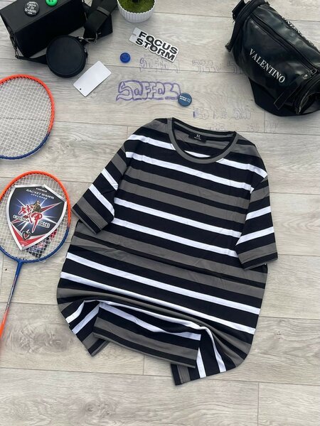 T-shirt rayé décontracté