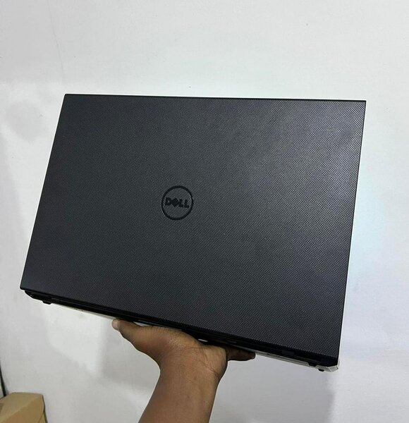 DELL INSPIRON 15-3567 Core i3 Écran 15.6