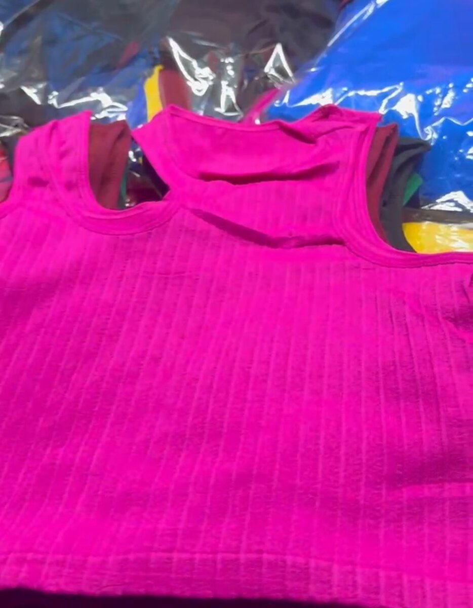 Crop top