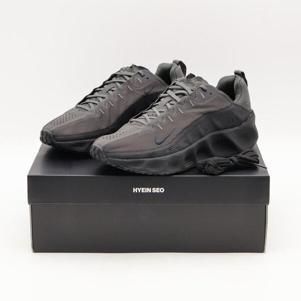 Baskets élégantes Hyein Seo