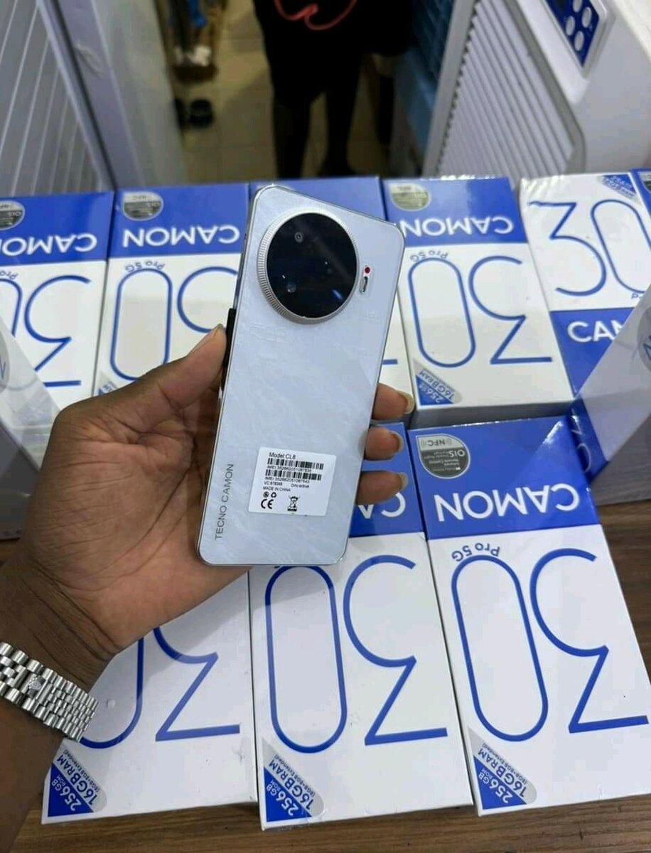TECNO CAMON 30 PRO 5G 512GB 24GB RAM première copie conforme