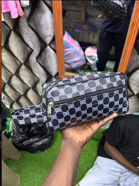 Sac pochette de bonne qualité