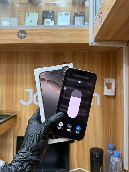 16 PRO MAX CE  Garantie encor