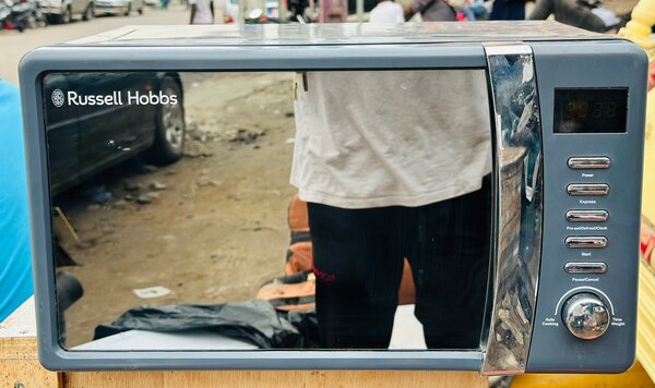 Micro-ondes multifonction moderne