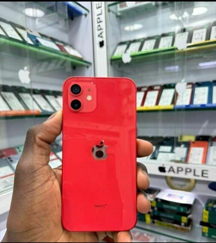 iPhone 12 Rouge - 64 Go