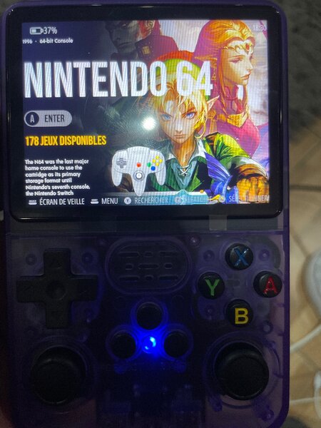 Game console Model No.R36S