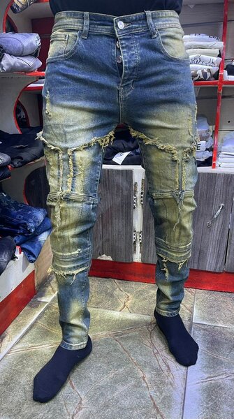 Jeans déchirés hommes stylés