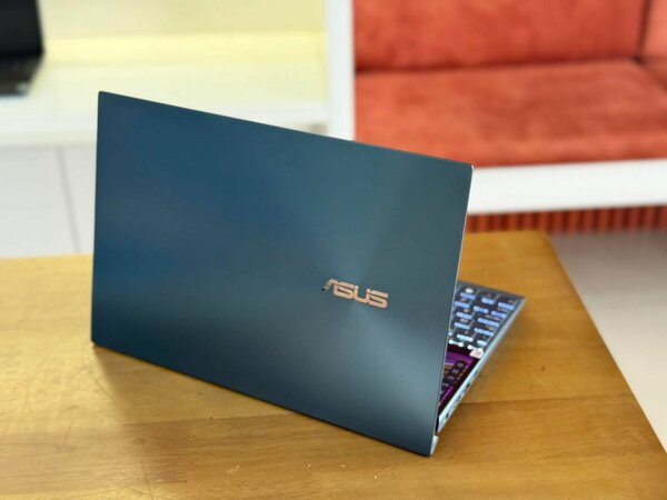 ASUS zenbook duo