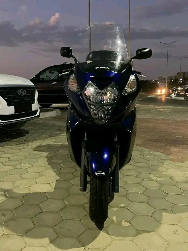 Scooter Honda Silver Wing 600cc