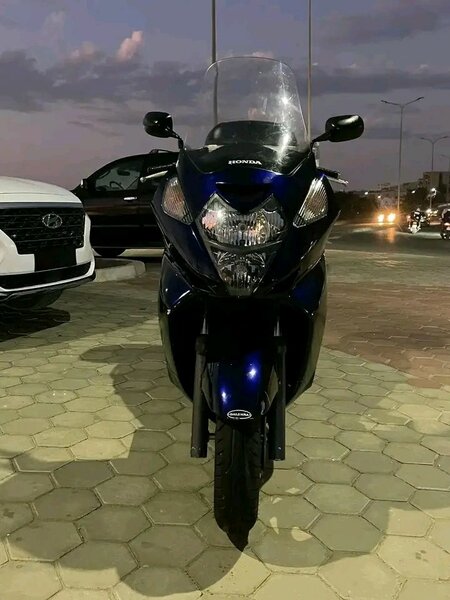 Scooter Honda Silver Wing 600cc