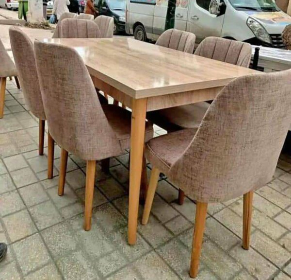 Ensemble Table et Chaises Modernes