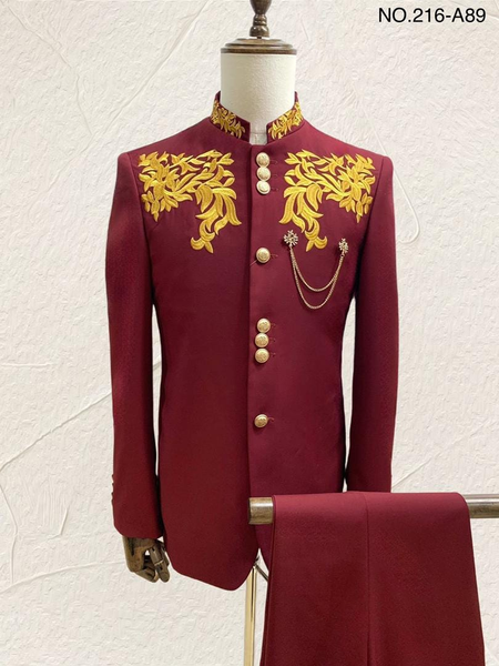 Suit rouge
